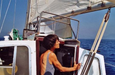 Chantal regarde s'éloigner Trizonia