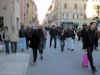 La rue animee lieu de rencontre