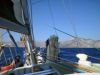 arrivee-Vathis-sous-grand-voile-seule.jpg