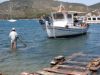 Le bateau se presente devant le traineau