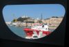 Vue d'Ancone depuis le hublot du pont ouvert du ferry